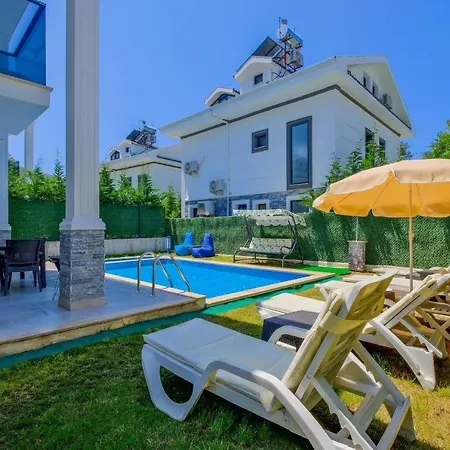 Akdamar Villa